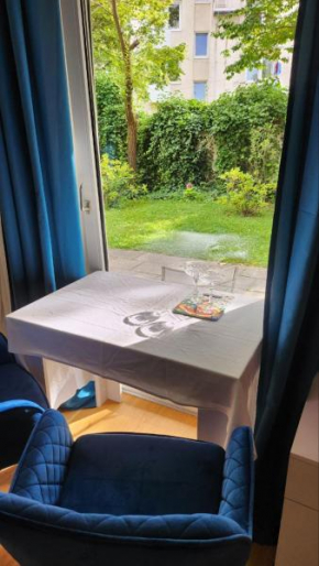 Apartment with Garden view München
